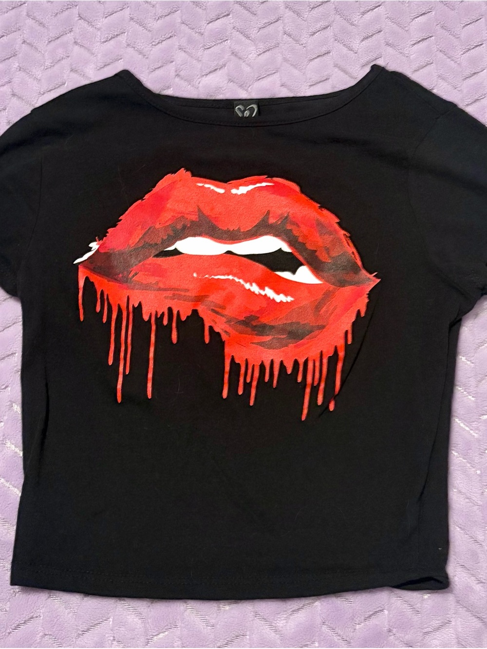 Windsor Black Cropped Top with Red Lip Graphic Detail